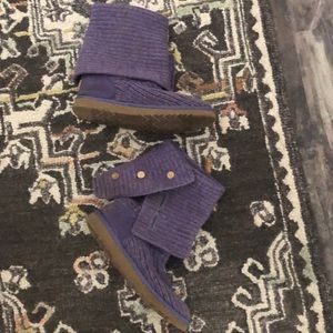 Purple sweater uggs